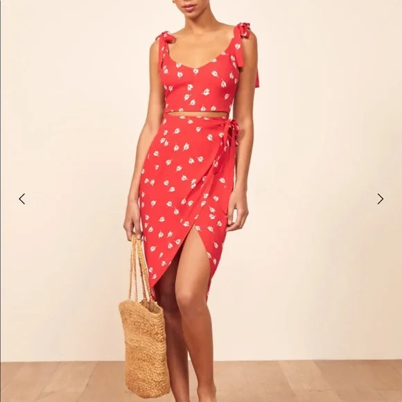 Reformation wrap dress - Picture 2 of 9